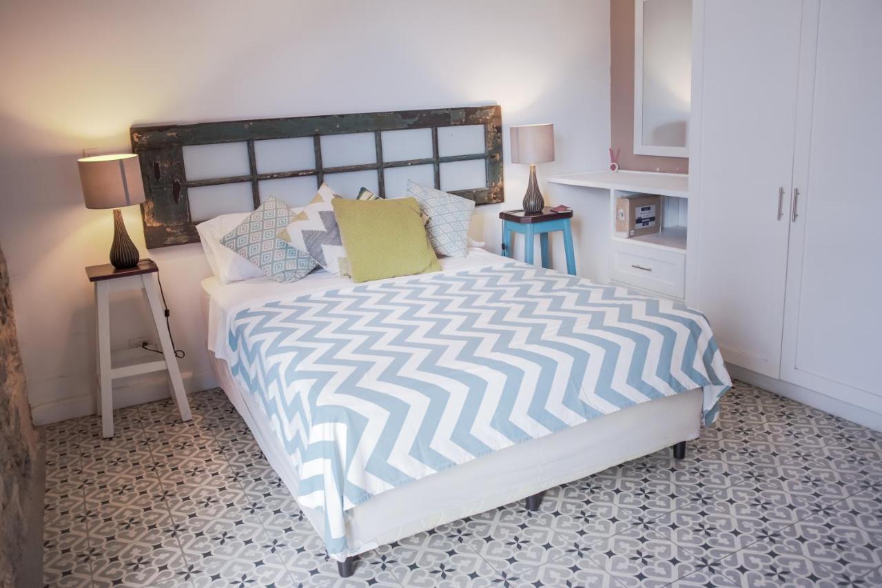 Apartment In Casco Viejo - View On Main Plaza *